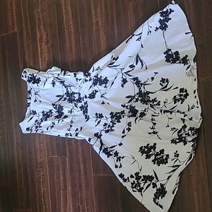 Aranee Print Dress size Small
